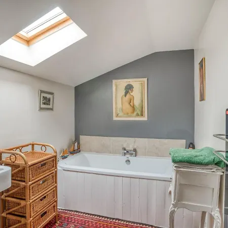 بيت للعطل Alluring Holiday In With Private Pool